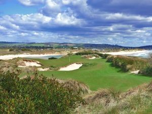 Barnbougle (Lost Farm) 4th Bush